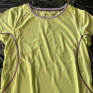 NWT Cabela's XPG Women's Performance Short-Sleeve T-Shirt with 4MOST Sherbert S